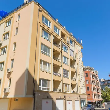 On Perushtitsa 40 Apartmán
