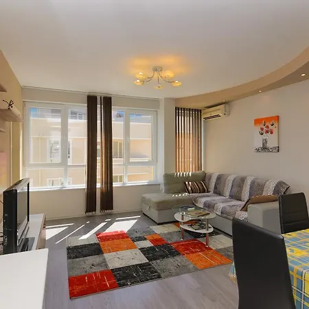 Apartmán On Perushtitsa 40 *